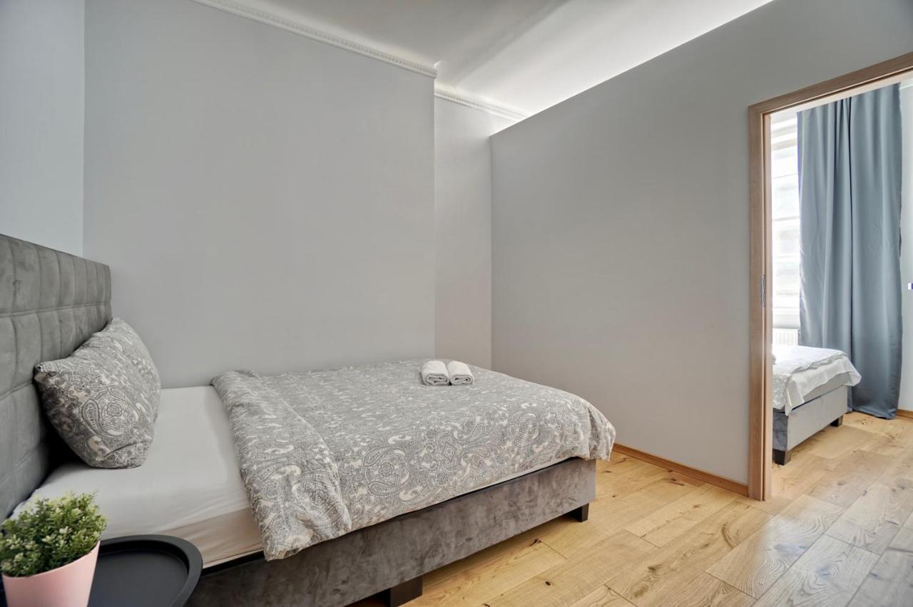 Warsaw Premium Apartments Deluxe Old Town Екстериор снимка